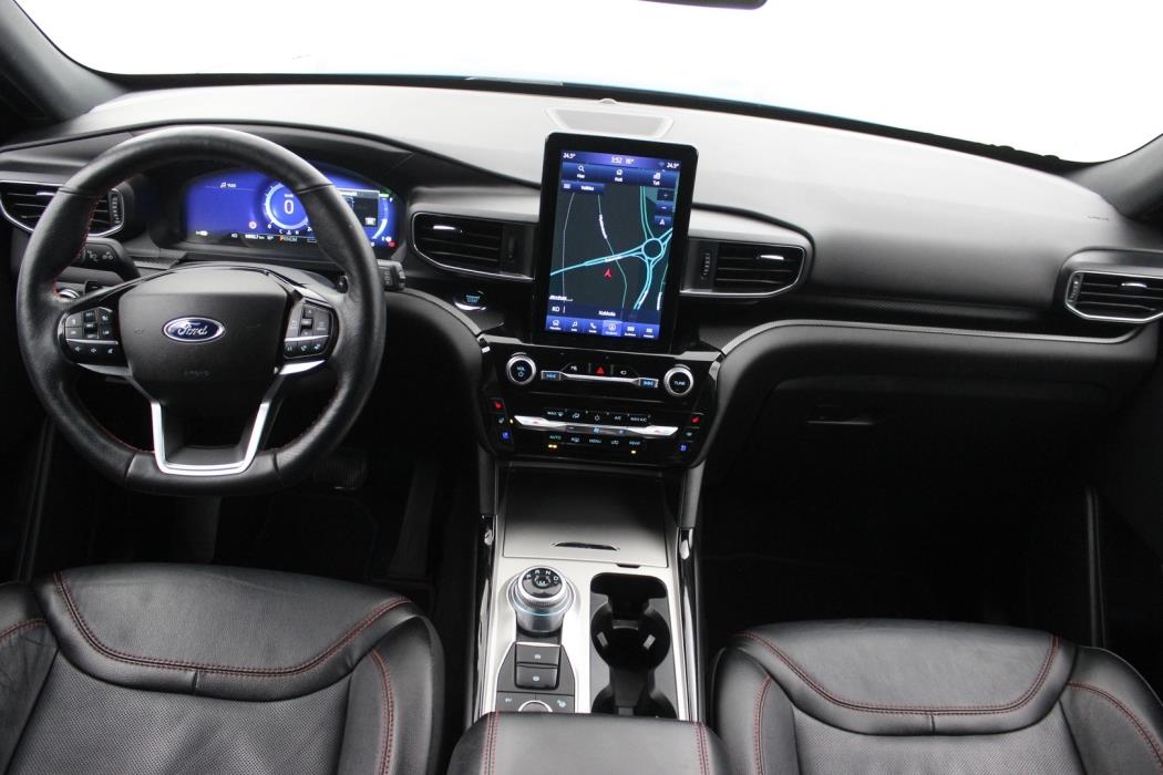 FORD Explorer 2023