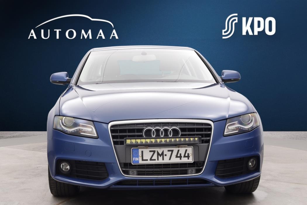 AUDI A4 2012