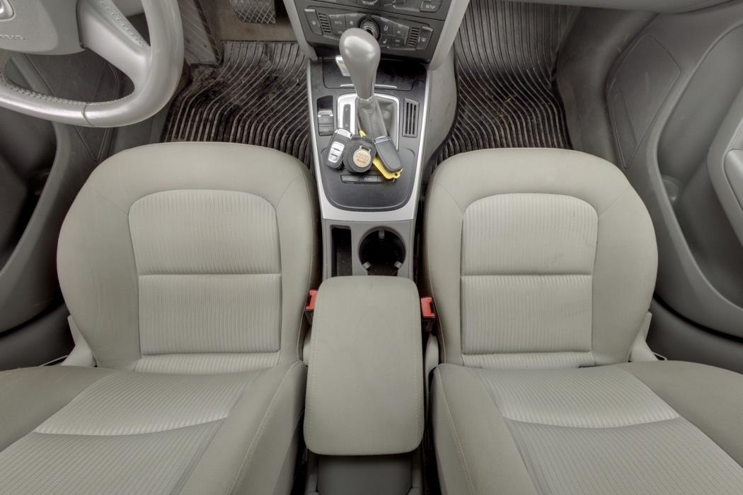 AUDI A4 2012