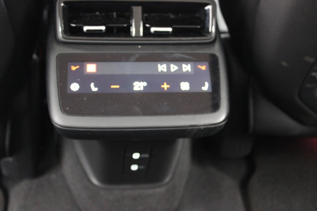 POLESTAR 4 2026