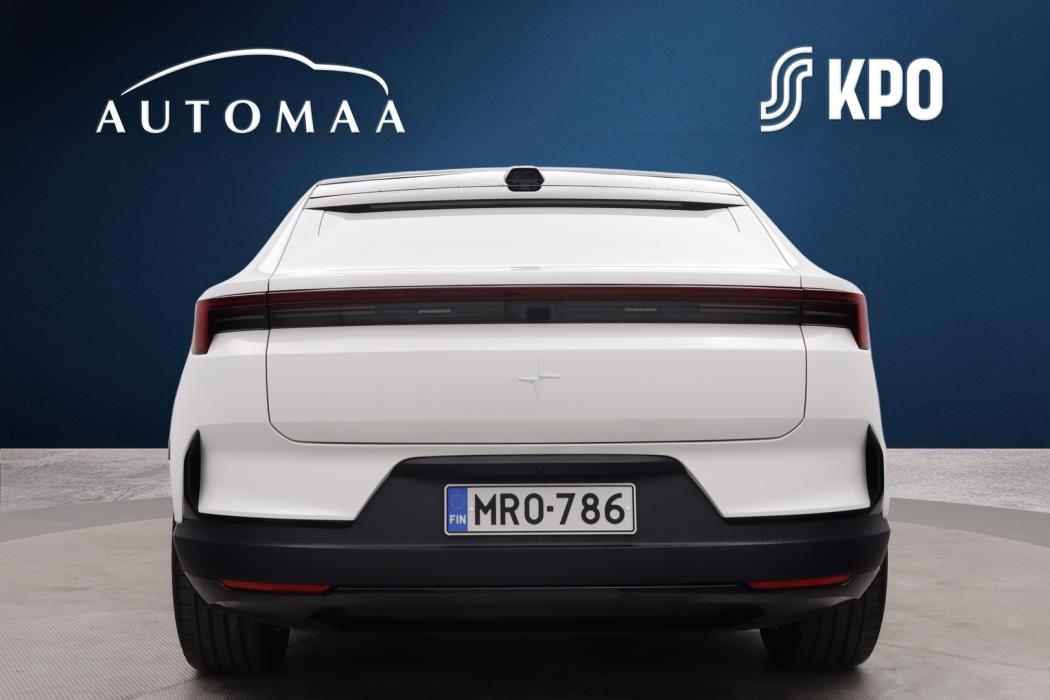 POLESTAR 4 2026