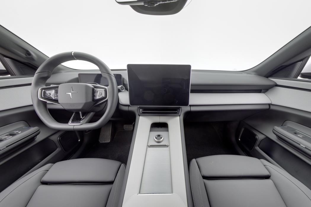 POLESTAR 4 2026