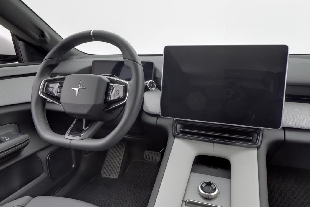 POLESTAR 4 2026