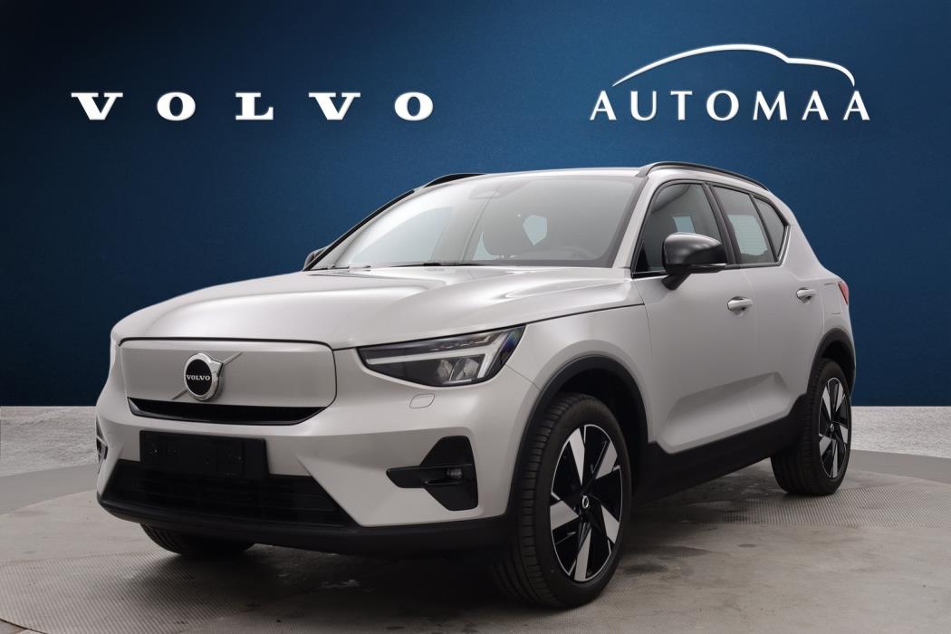 VOLVO EX40 2025
