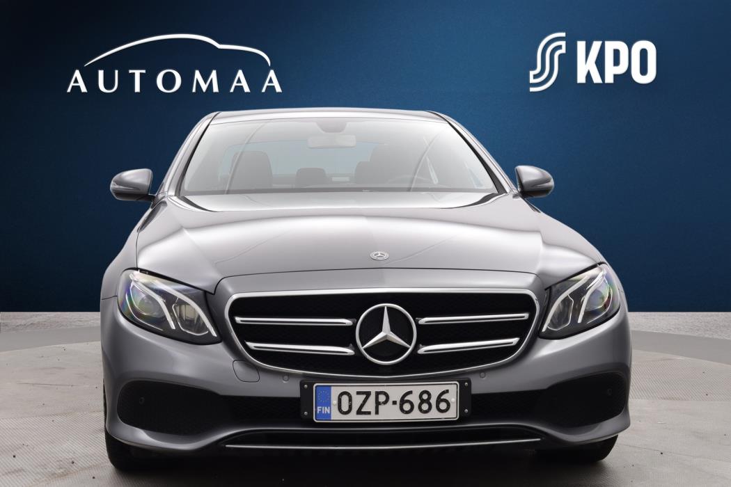 MERCEDES-BENZ E 2019