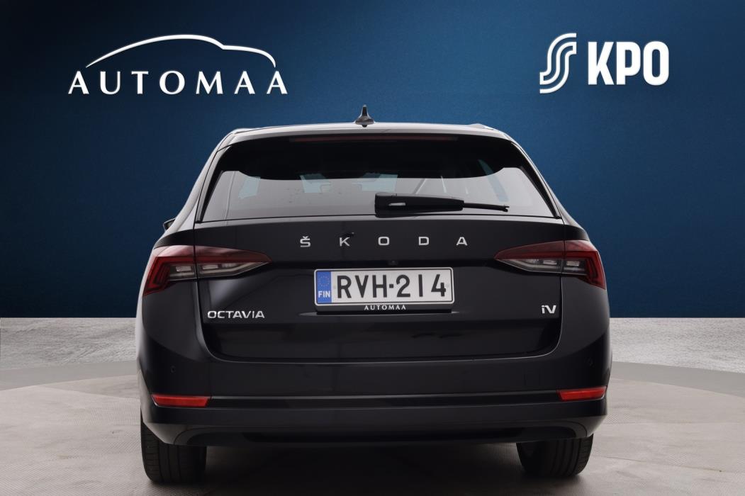 SKODA Octavia 2023