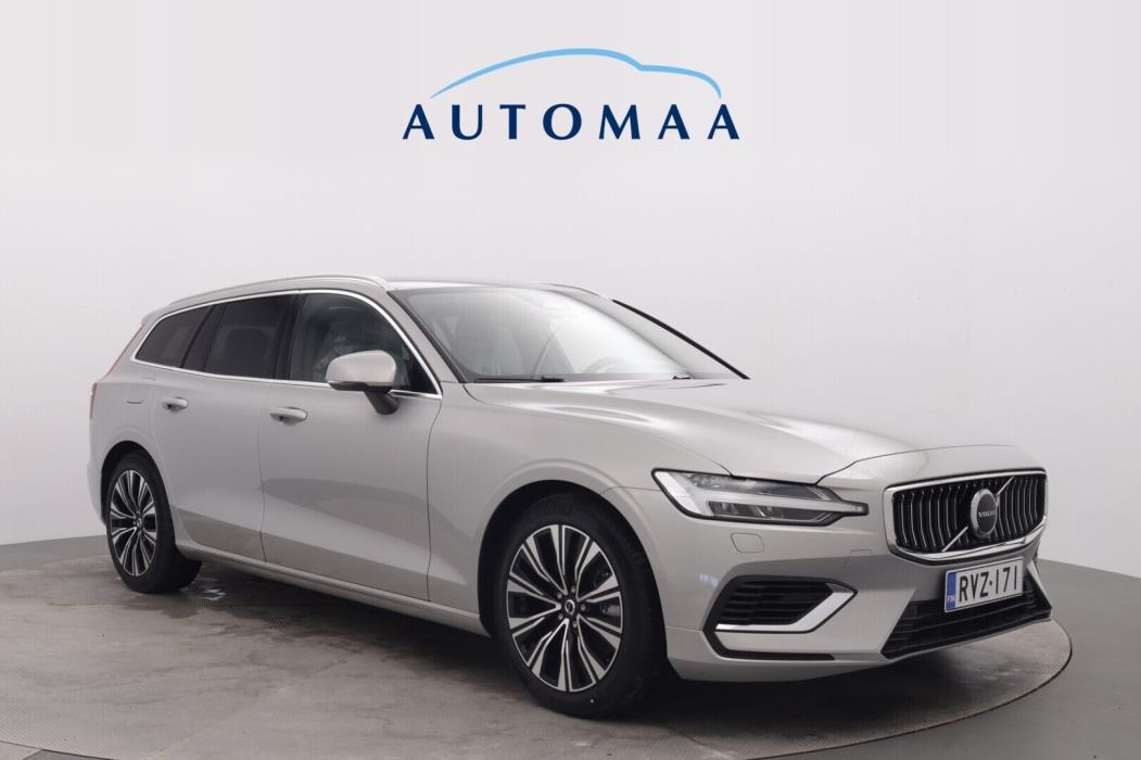 VOLVO V60 2025