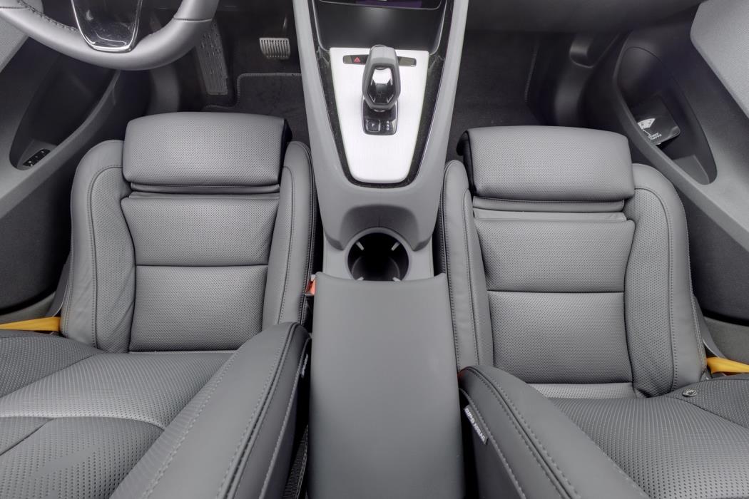 POLESTAR 2 2026