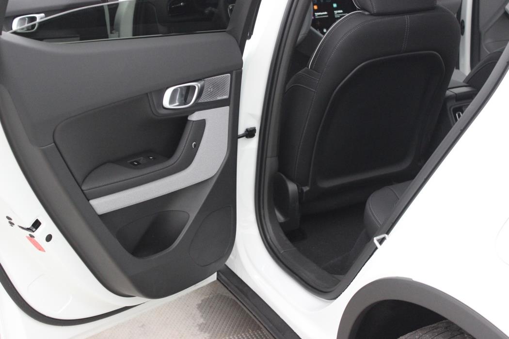 POLESTAR 2 2026