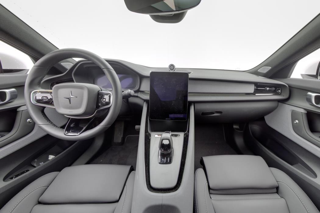 POLESTAR 2 2026