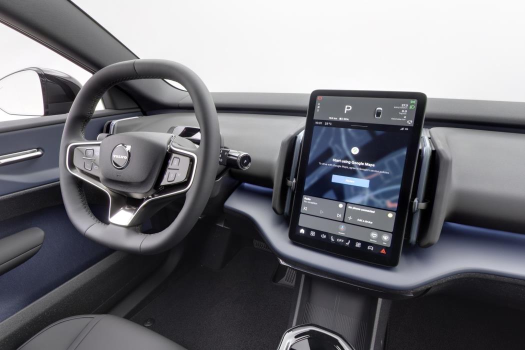 VOLVO EX30 2027