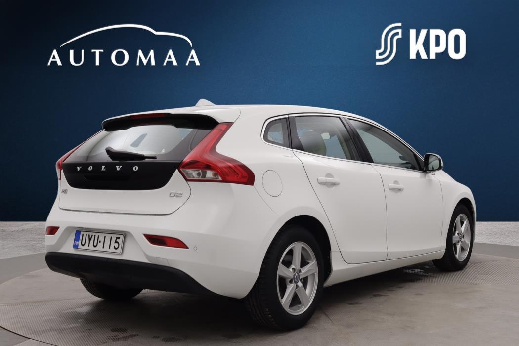 VOLVO V40 2013