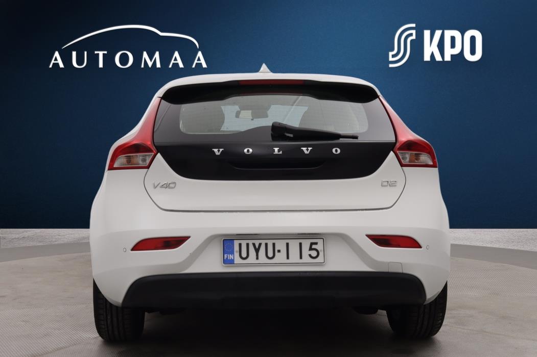 VOLVO V40 2013