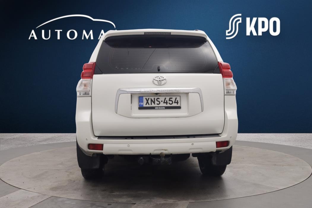 TOYOTA Land Cruiser 2012