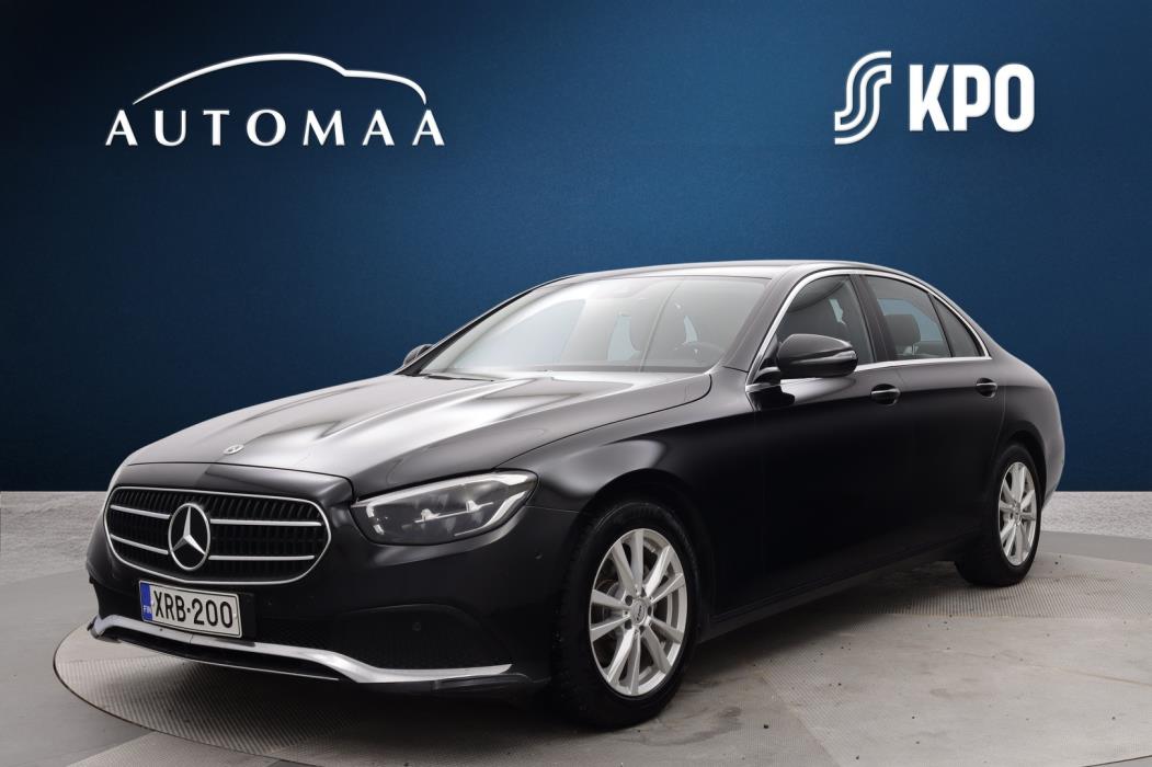 MERCEDES-BENZ E 2022