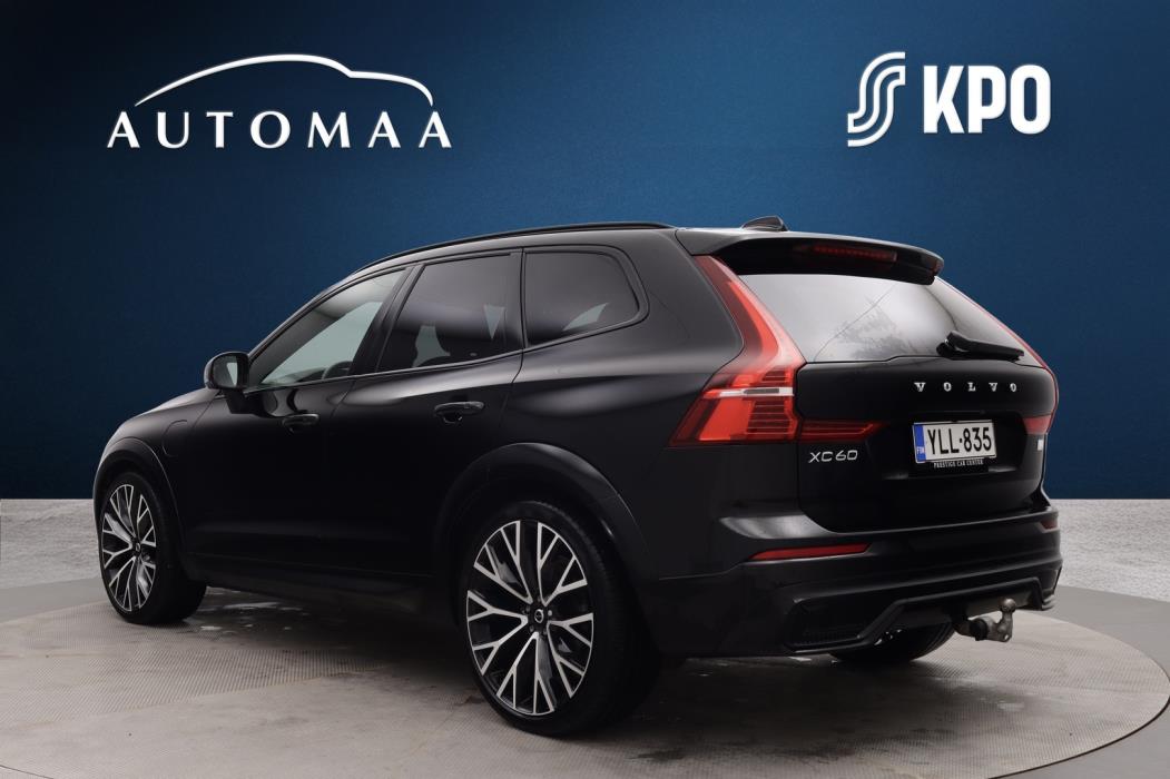 VOLVO XC60 2022