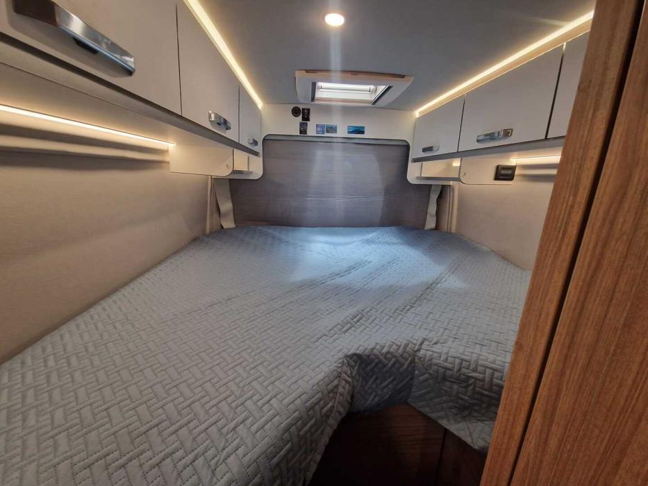 WEINSBERG R47 CARABUS 600 ME 2022