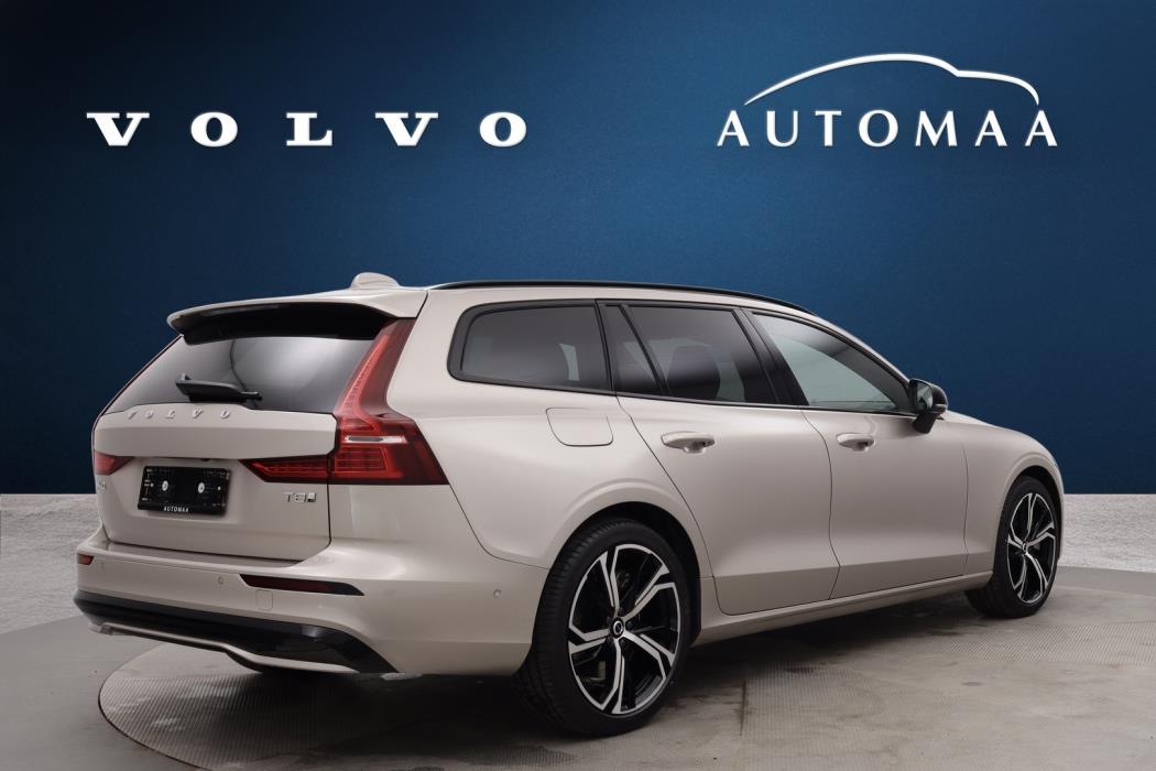 VOLVO V60 2026