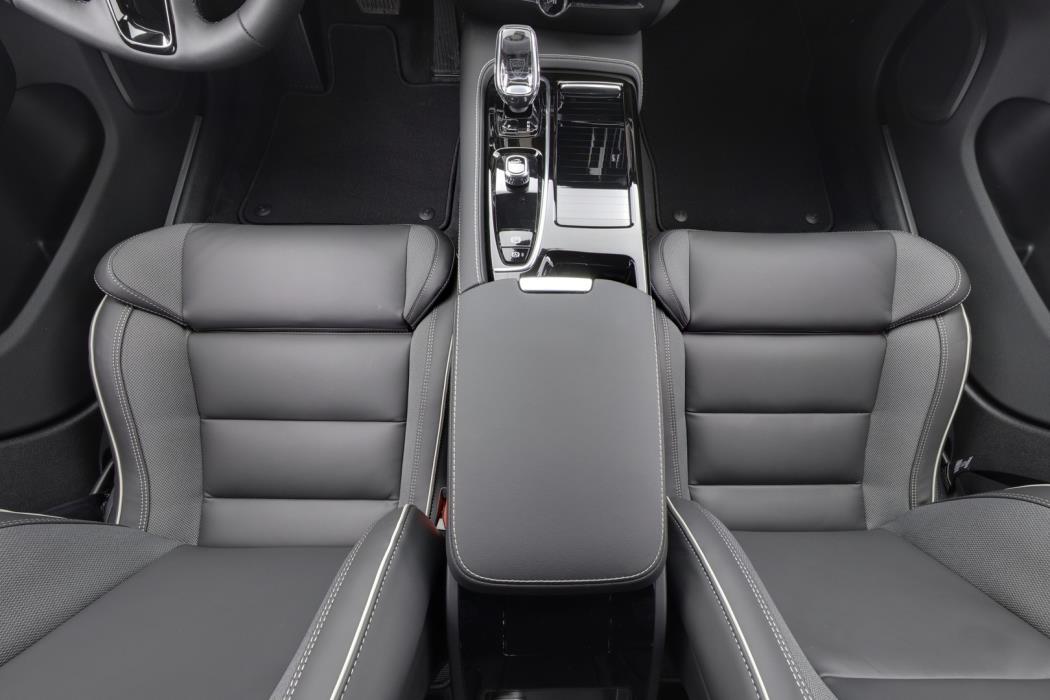 VOLVO V60 2026