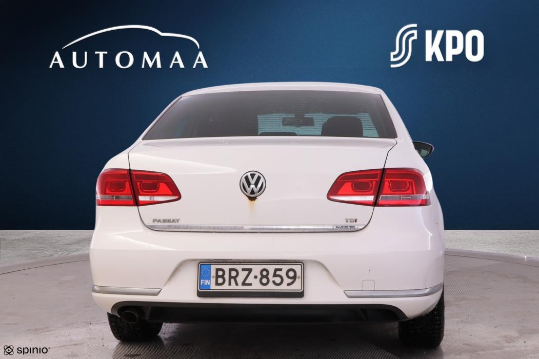 VOLKSWAGEN Passat 2014