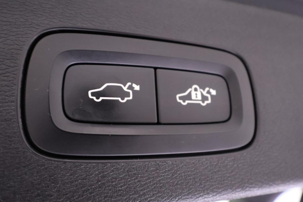 VOLVO V60 2018