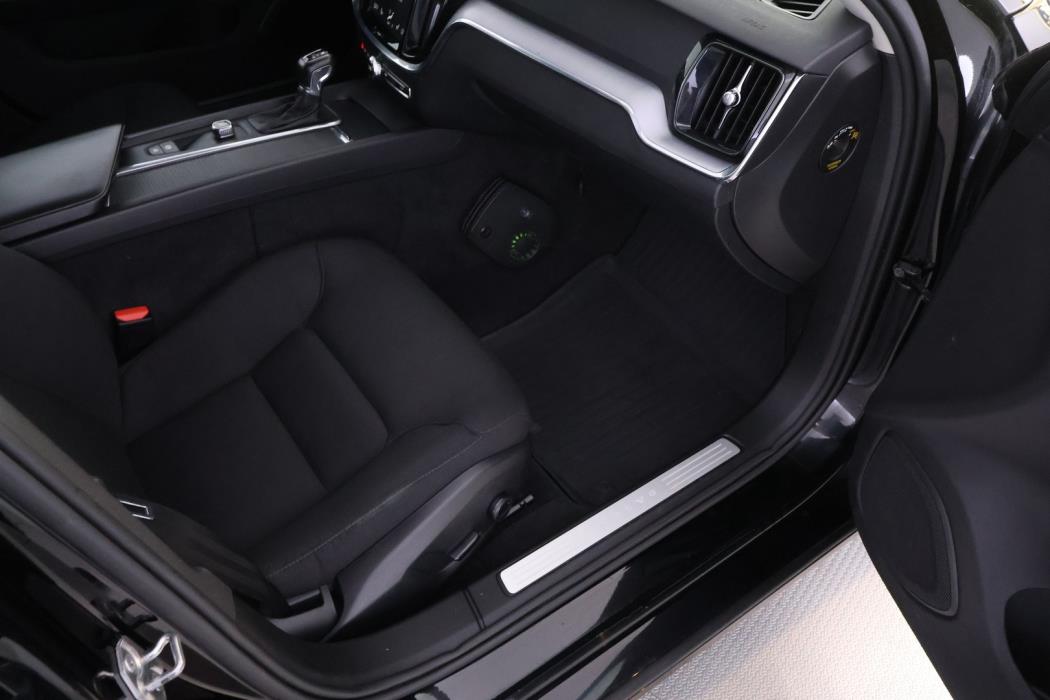 VOLVO V60 2018