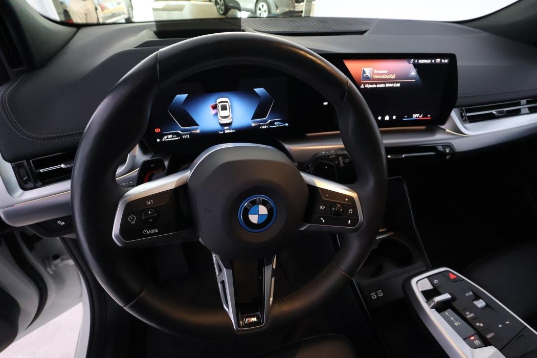 BMW 230 2024