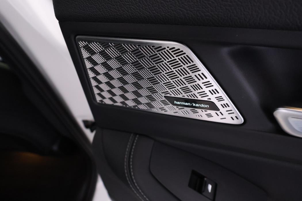 BMW 230 2024