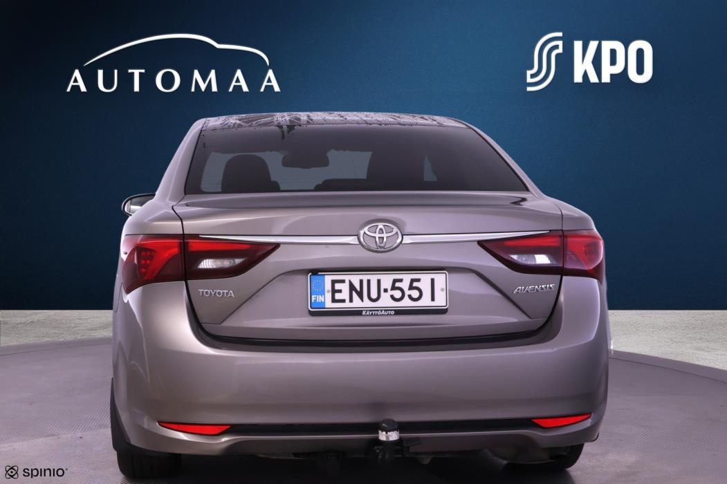 TOYOTA Avensis 2016