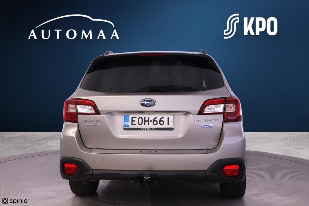SUBARU Outback 2016
