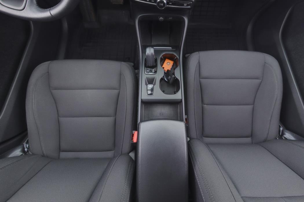 VOLVO XC40 2021