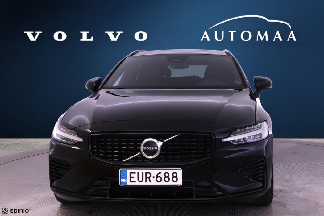 VOLVO V60 2023