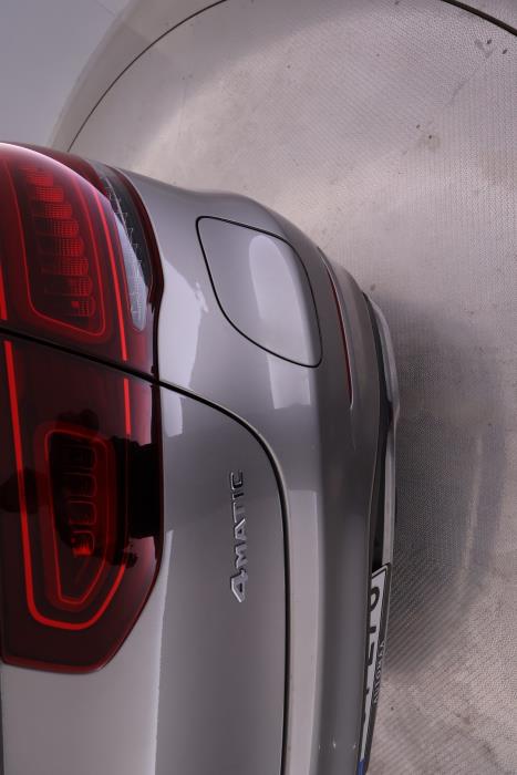 MERCEDES-BENZ GLC 2022