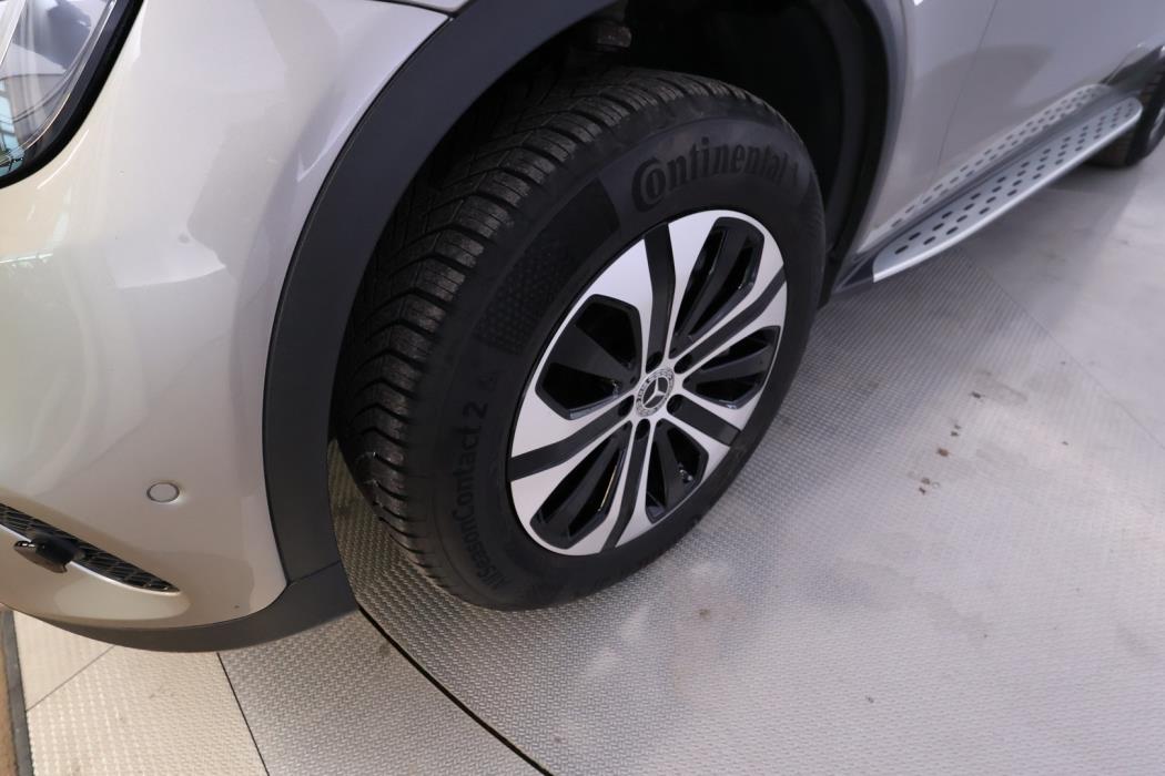 MERCEDES-BENZ GLC 2022