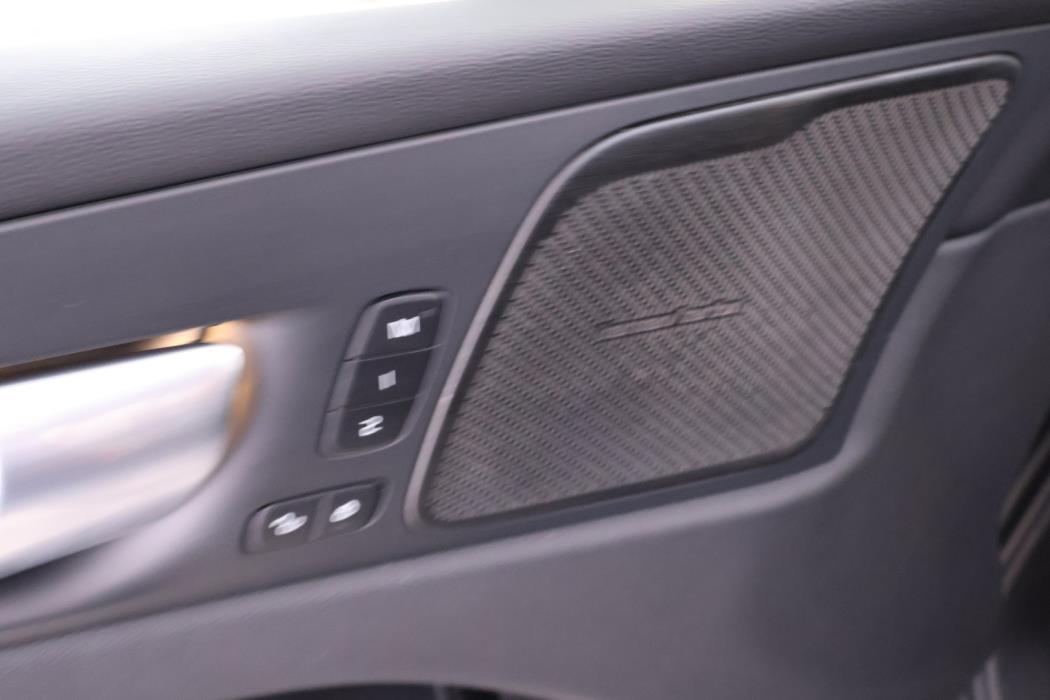 VOLVO XC60 2024
