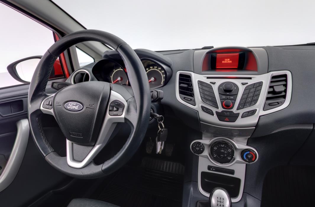 FORD Fiesta Van 2011