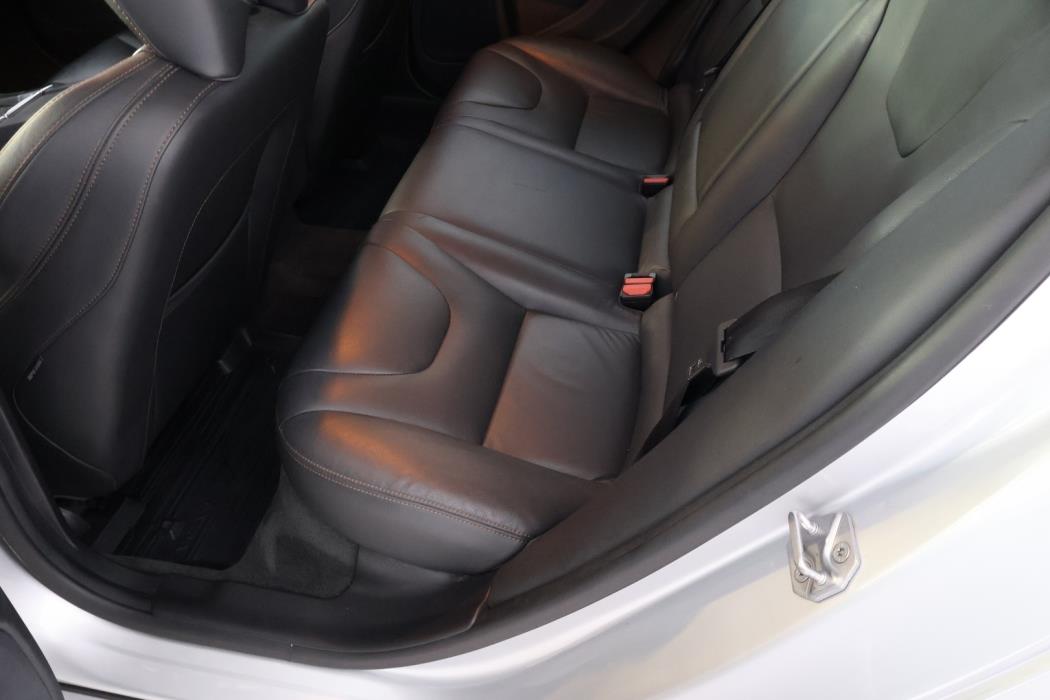 VOLVO V60 Cross Country 2016