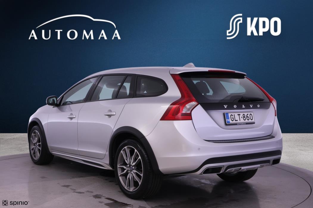 VOLVO V60 Cross Country 2016