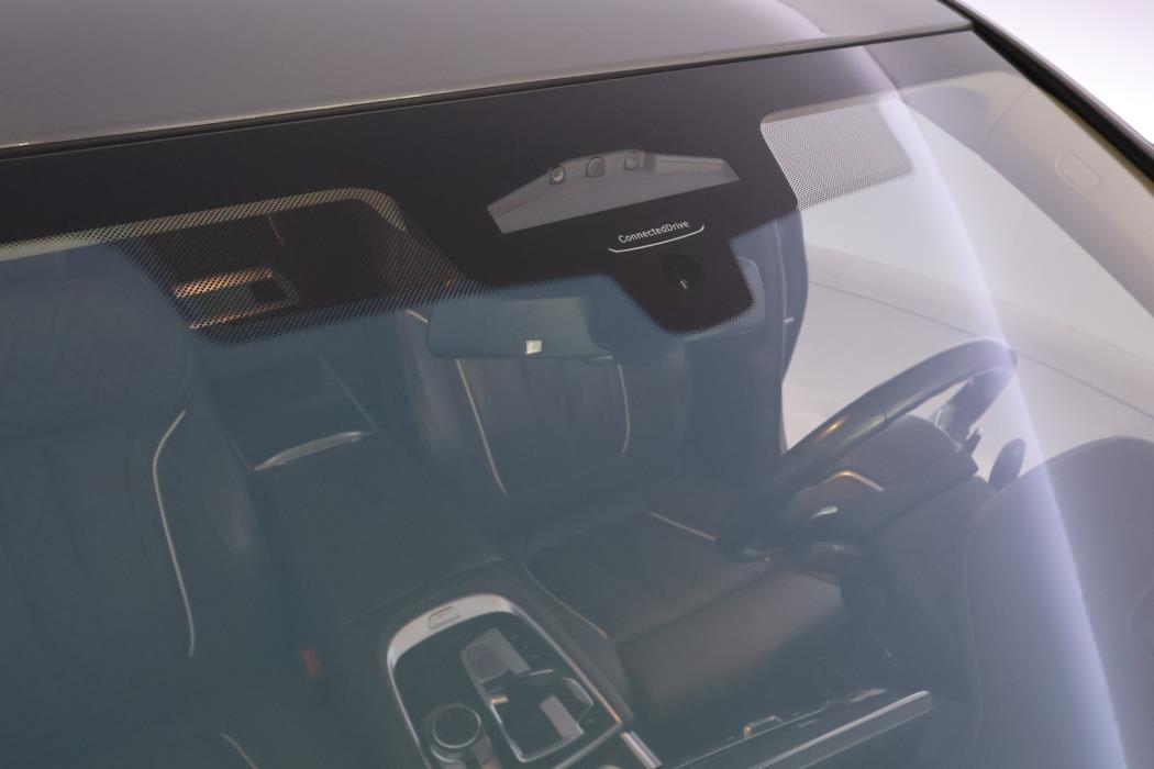 BMW 745 2019