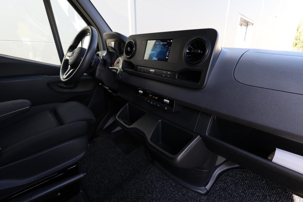 MERCEDES-BENZ SPRINTER 2022