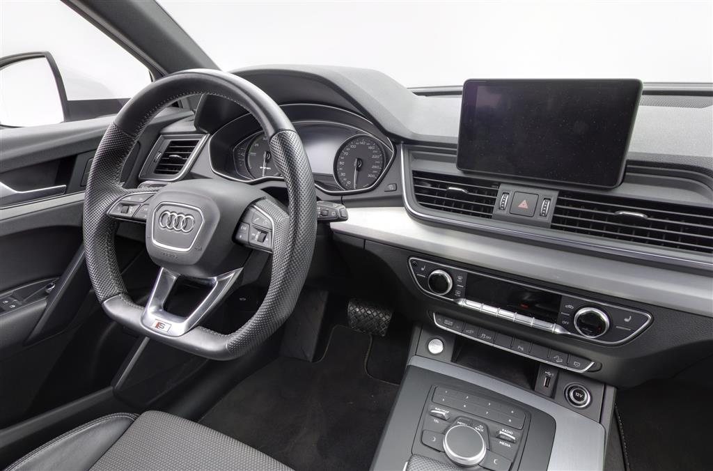 AUDI Q5 2020