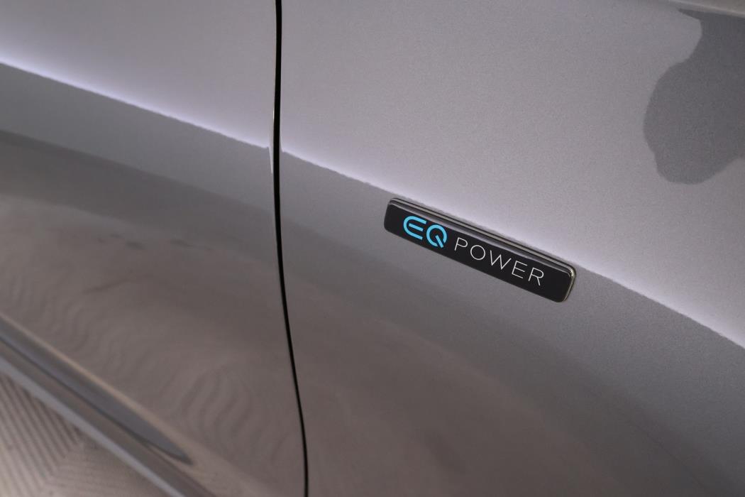 MERCEDES-BENZ A 2020