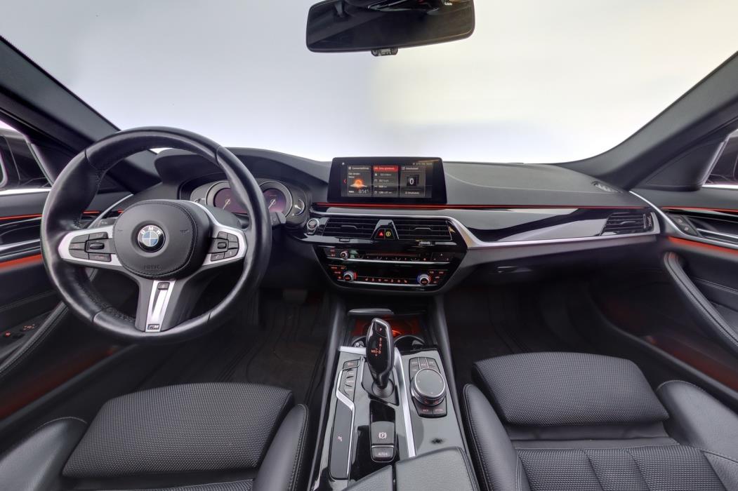 BMW 518 2020