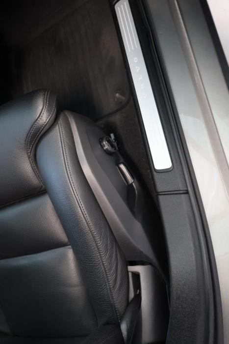 VOLVO V60 2019