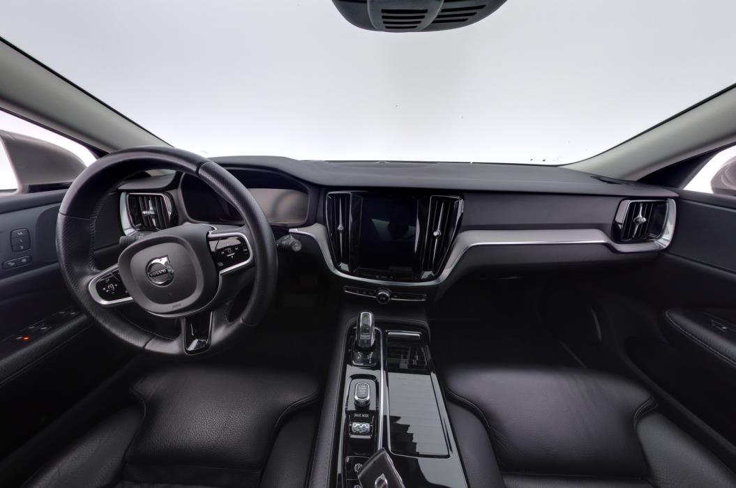 VOLVO V60 2019