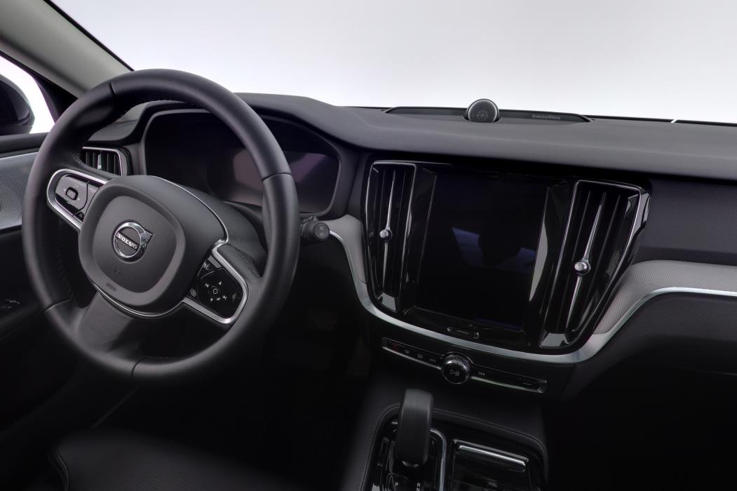 VOLVO V60 2022