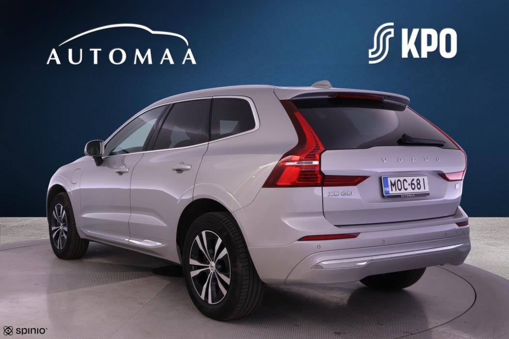 VOLVO XC60 2022