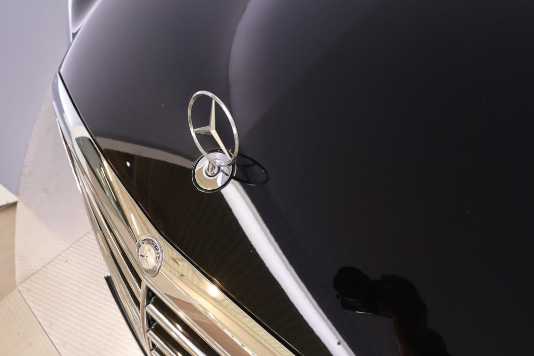 MERCEDES-BENZ E 2013