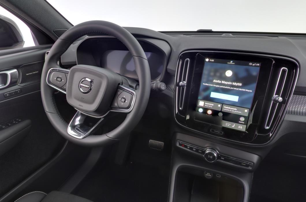 VOLVO EX40 2026