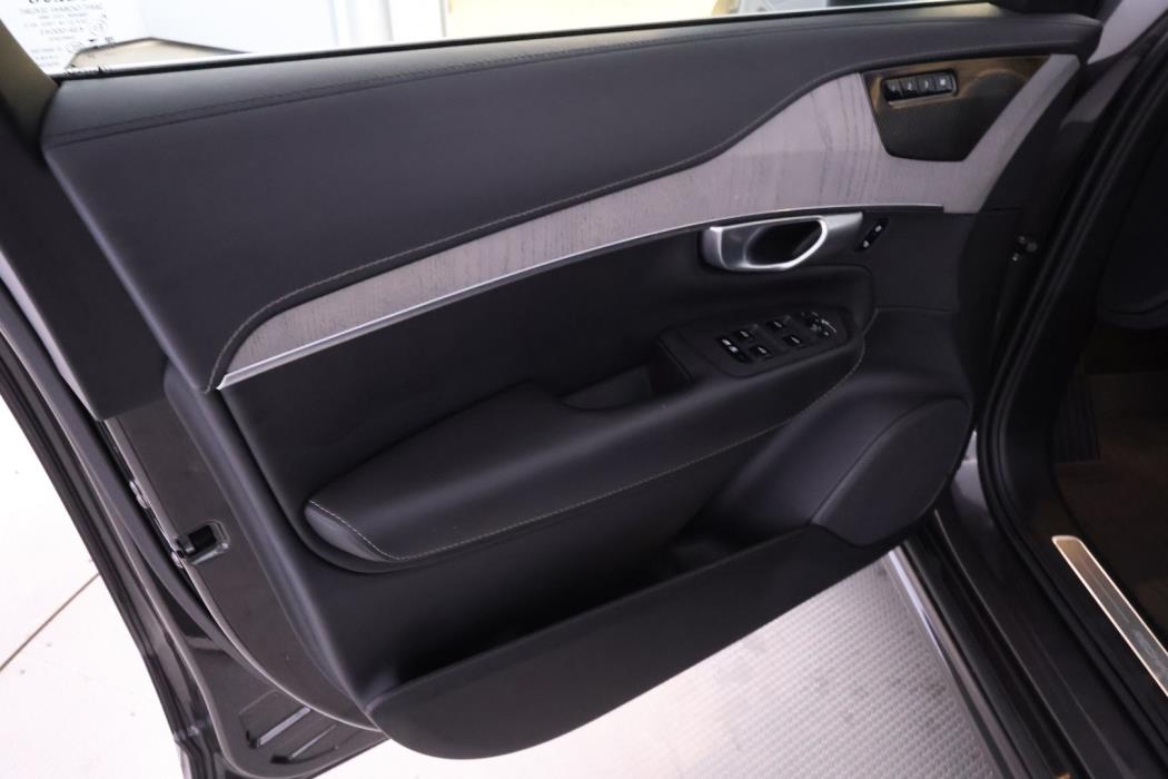 VOLVO XC90 2024